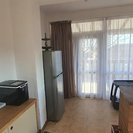 Villa The White House