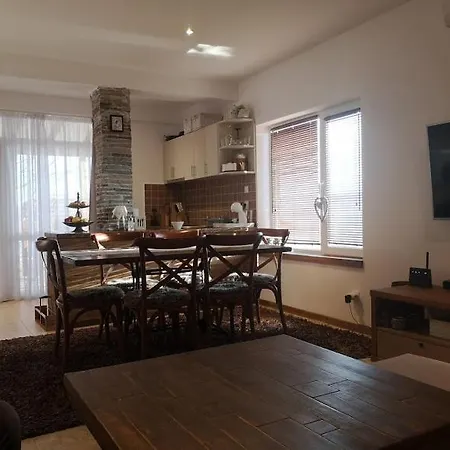 The White House * Kamilski Dol