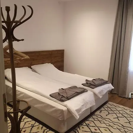 The White House * Kamilski Dol