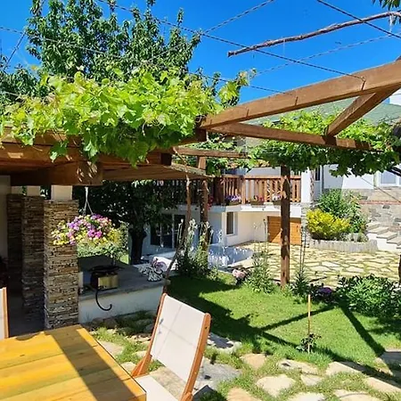 The White House Villa