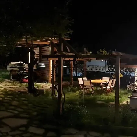 The White House Kamilski Dol