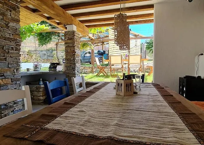 וילה The White House