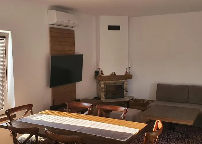 וילה The White House